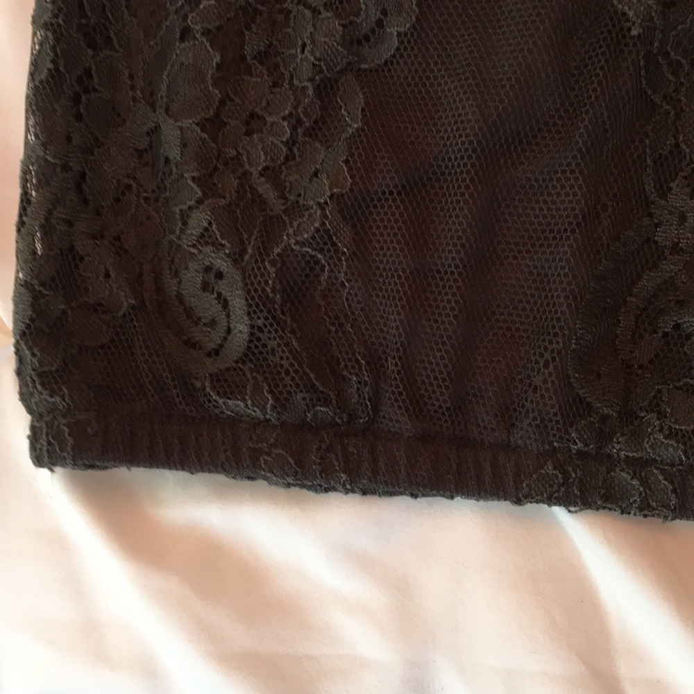 American Eagle Off-the shoulder Top - Picture 4 of 4